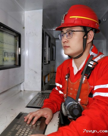 某煤矿控制中心 - 悠米游戏平台截齿F3工况万吨采煤只消耗一把